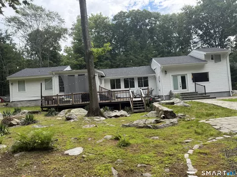 24 N Calvin Rd, Weston, CT 06883