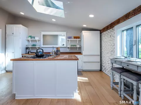 Kitchen - 98 Carmel Hill Rd N, Bethlehem, CT 06751 photo 1 of 2