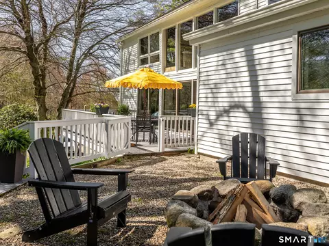 Exterior - 98 Carmel Hill Rd N, Bethlehem, CT 06751 photo 9 of 11