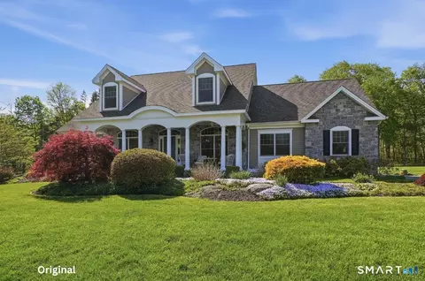 117 Litchfield Tpke, Bethany, CT 06524
