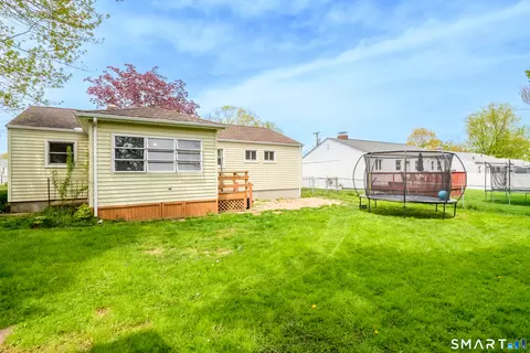 Exterior - 81 Crystal St, Wethersfield, CT 06109 photo 8 of 13