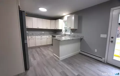 Kitchen - 288 Margaret Henry Rd, Killingly, CT 06239 photo 2 of 4