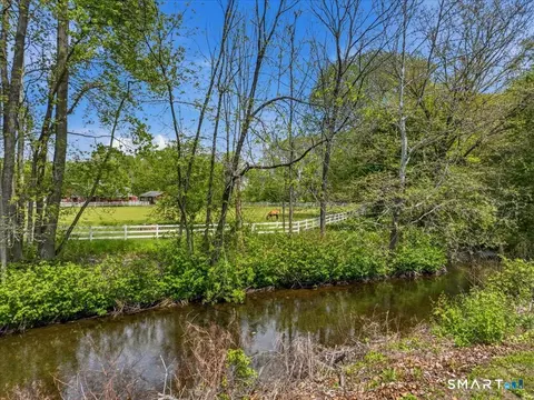 View/Area - 128 Spring Rd, North Haven, CT 06473 photo 3 of 3