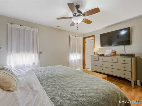 Bedroom - 128 Spring Rd, North Haven, CT 06473 photo 2 of 5