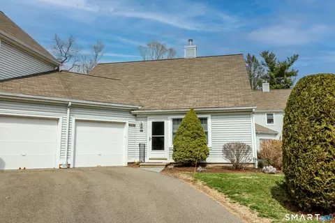 1002 Briarwood Ct #1002, Rocky Hill, CT 06067