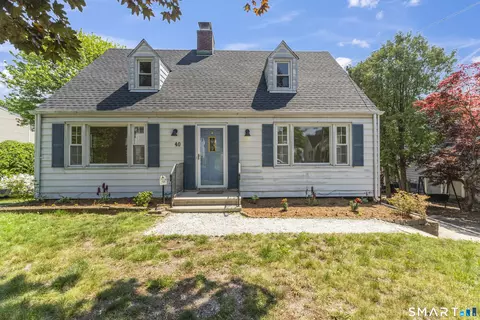 40 Cowan Ave, Stamford, CT 06906