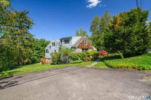1 Deer Run, New Fairfield, CT 06812