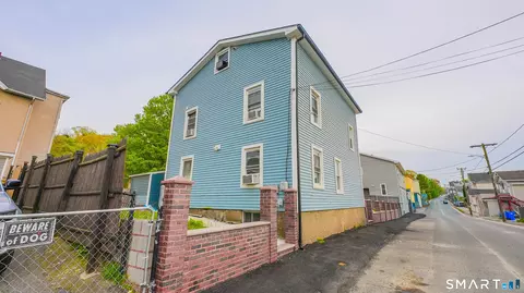 9 Ridge St, Waterbury, CT 06706