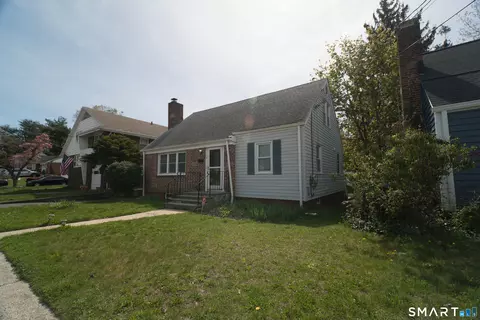 113 Clark St, Bridgeport, CT 06606