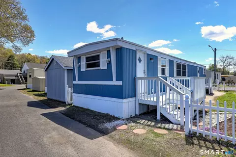 10 Donna St, Beacon Falls, CT 06403