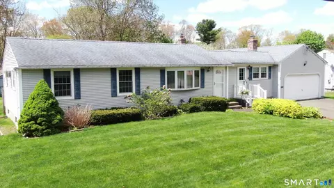 14 Carriage Dr, Enfield, CT 06082