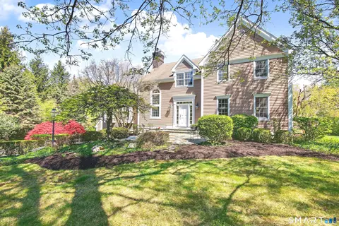 7 Jeremiah Sanford Rd, Redding, CT 06896