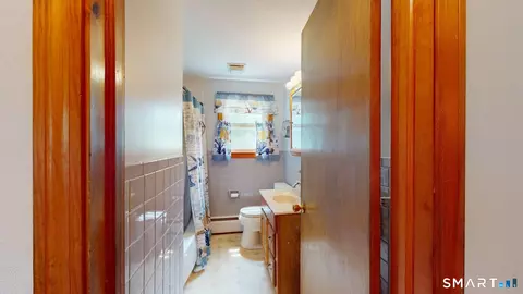 Bath - 5 Pershing Rd, Windsor Locks, CT 06096 photo 1 of 3