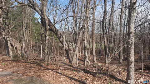 Wauregan Road, Brooklyn, CT 06234