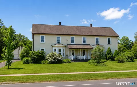 82 Main St, Broad Brook, CT 06016