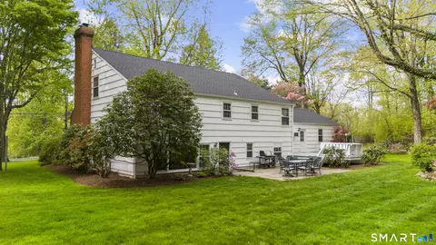 Exterior - 73 Wolfpit Rd, Wilton, CT 06897 photo 3 of 5
