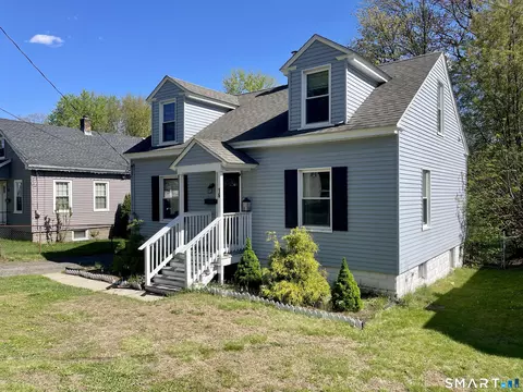 16 Brainard Rd, Enfield, CT 06082