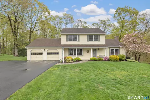40 Twin Oak Farm Rd, Wallingford, CT 06492