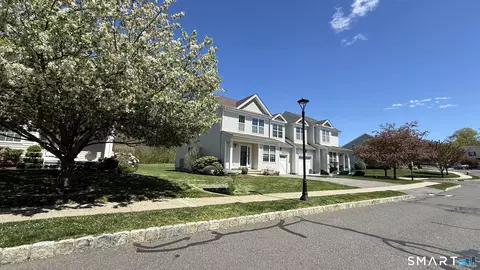 196 Sycamore Dr #196, Prospect, CT 06712