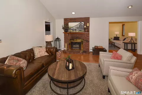 Living - 98 Kildeer Ln, Suffield, CT 06078 photo 1 of 6