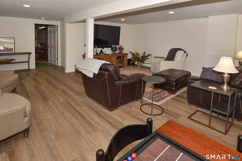 Living - 98 Kildeer Ln, Suffield, CT 06078 photo 5 of 6