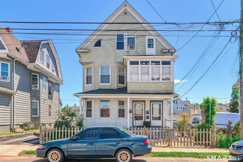 885 Grand St, Bridgeport, CT 06604