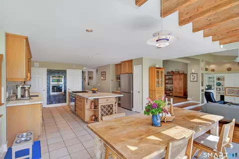 Kitchen - 140 Second Hill Rd, Bridgewater, CT 06752 photo 1 of 4