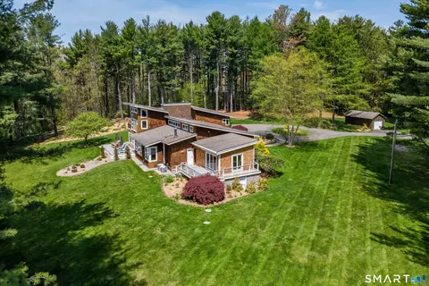 Exterior - 140 Second Hill Rd, Bridgewater, CT 06752 photo 12 of 13