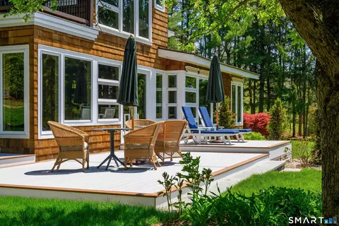 Exterior - 140 Second Hill Rd, Bridgewater, CT 06752 photo 5 of 13