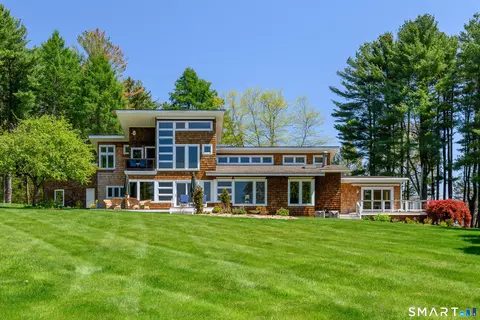 Exterior - 140 Second Hill Rd, Bridgewater, CT 06752 photo 9 of 13