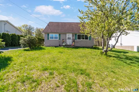 53 Cathy Ln, Waterbury, CT 06704