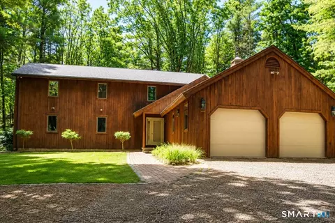 150 Sunset Ridge Rd, Norfolk, CT 06058