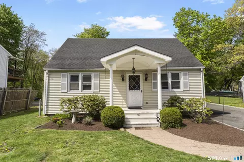 40 Hakim St Ext, Danbury, CT 06810