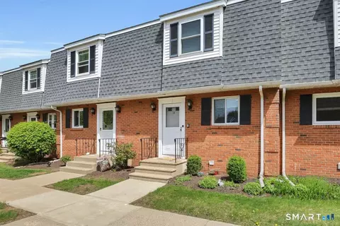 1165 Enfield St #14, Enfield, CT 06082