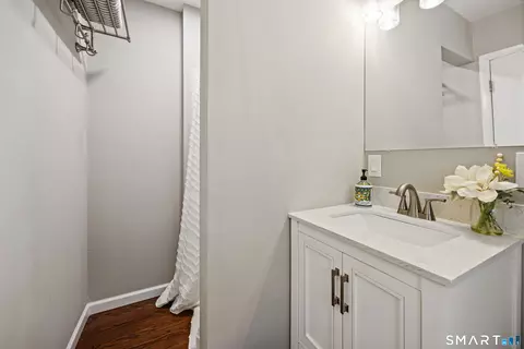 Bath - 50 Candee Rd, Prospect, CT 06712 photo 3 of 3