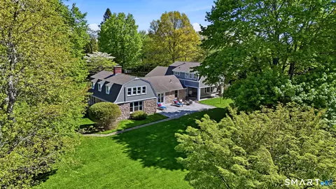 1335 Pequot Trl, Stonington, CT 06378