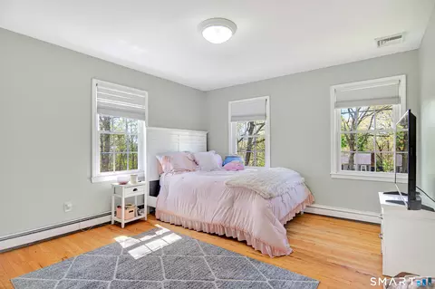 Bedroom - 19 Crabapple Ln, Newtown, CT 06470 photo 2 of 4