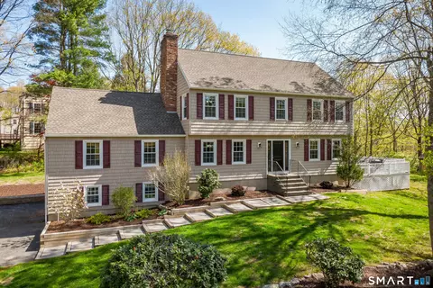 Exterior - 19 Crabapple Ln, Newtown, CT 06470 photo 2 of 13