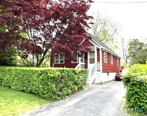 33 Victory Ave, Bridgeport, CT 06606