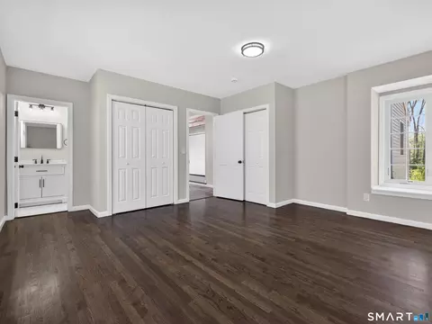 Bedroom - 9 Ben Merrill Rd, Clinton, CT 06413 photo 3 of 3