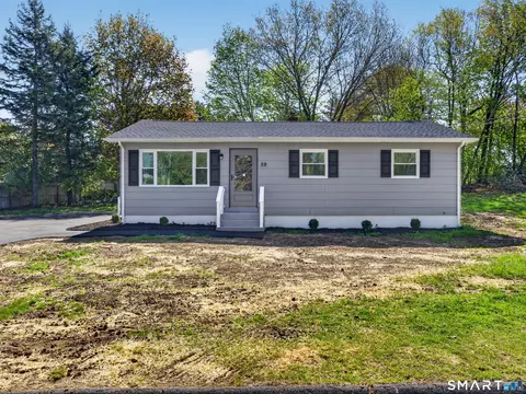 59 Woodcrest Dr, Griswold, CT 06351