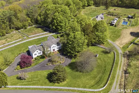 25 Highmeadow Ln, Roxbury, CT 06783