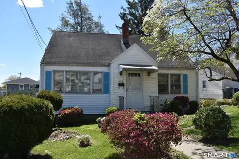 403 Clark St, Bridgeport, CT 06606