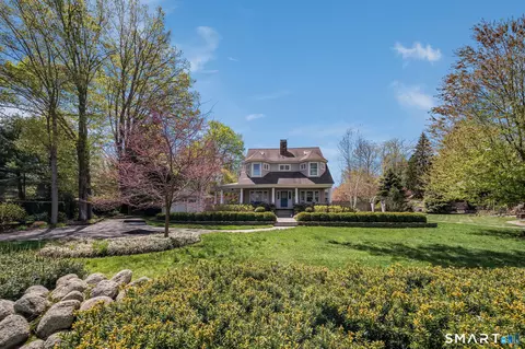 880 Boston Post Rd, Madison, CT 06443