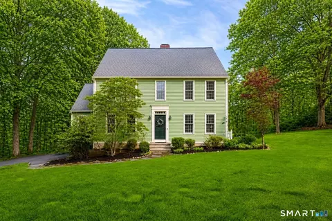 148 Homestead Rd, Southbury, CT 06488