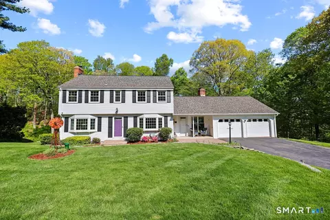 103 Cider Mill Rd, Glastonbury, CT 06033