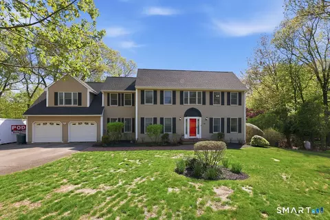 12 Forest Ridge Rd, Prospect, CT 06712