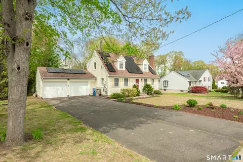 75 Village St, Bristol, CT 06010