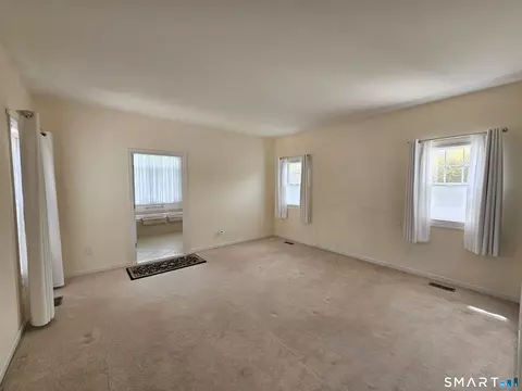 Bedroom - 26 Seminole Cir, Bantam, CT 06750 photo 1 of 4