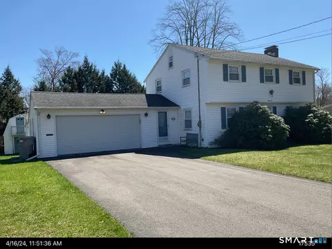 32 Loveland Ln, Bristol, CT 06010